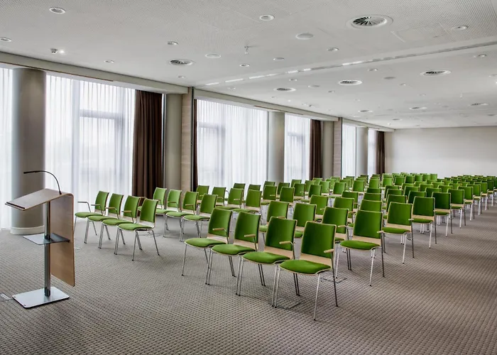 Intercityhotel Amsterdam Schiphol Airport
